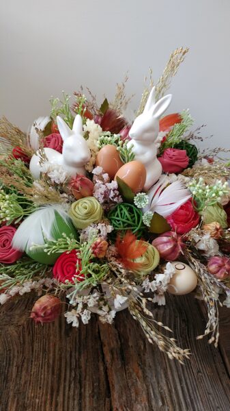 Lieldienu kompozīcijas