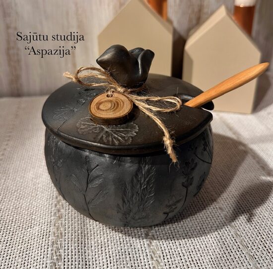 Māla cukura - medus trauks