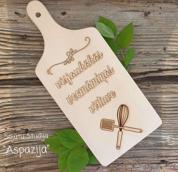 Virtuves dēlis Vecmāmiņas virtuve